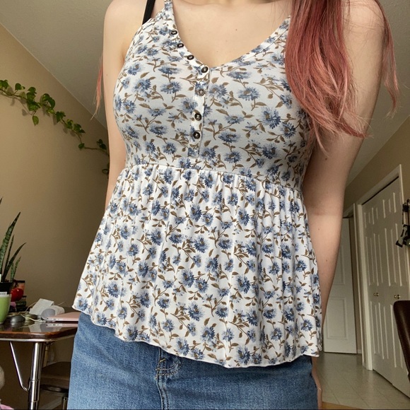 2 for 20 💚 American Eagle Floral Tank Top - Picture 1 of 5